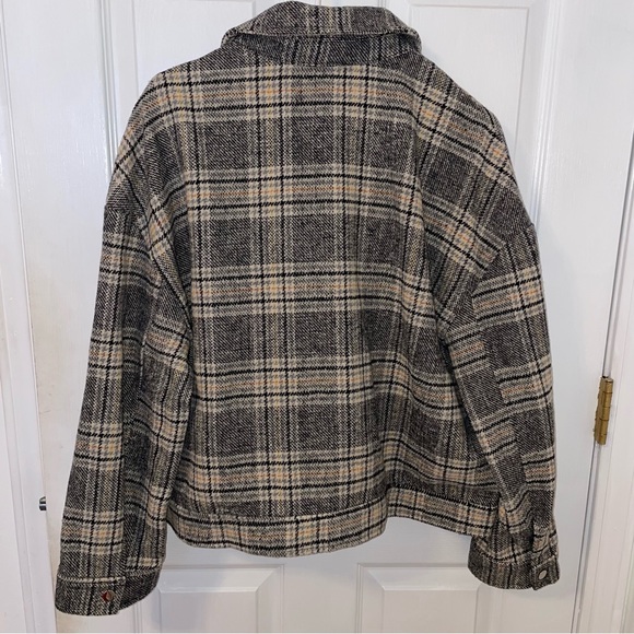 FASHION ON EARTH Plaid zip up coat with front pockets size Large - Picture 8 of 8